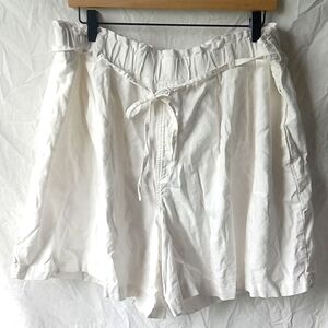 Universal Thread White Ruffle Waist Shorts Linen Blend XL